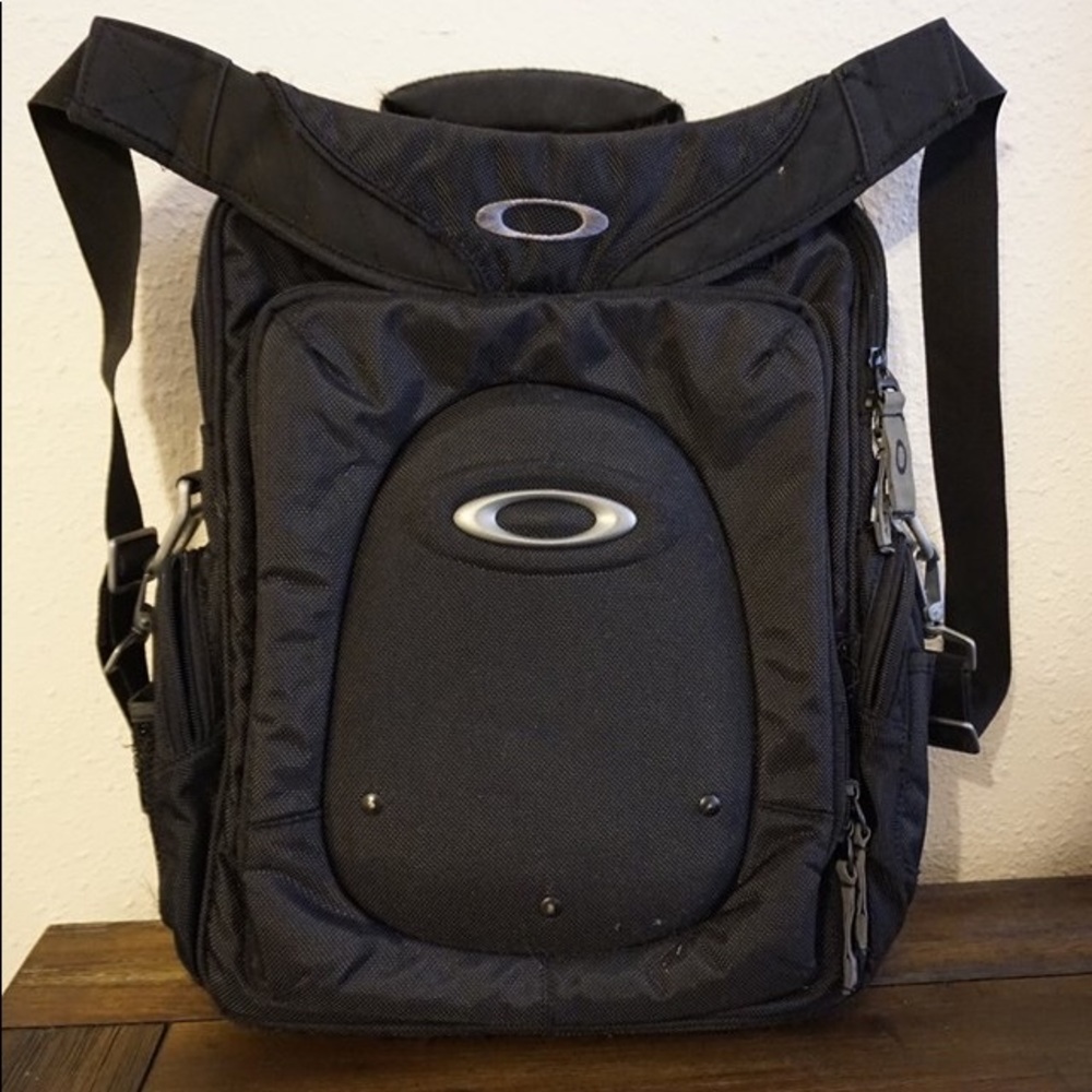 Oakley laptop bag